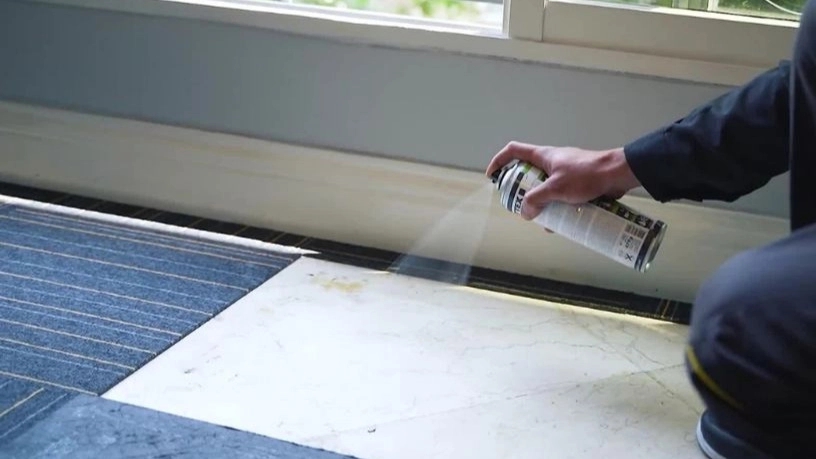 What is spray adhesive?